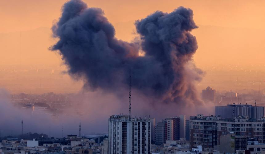 EEUU e Israel atacan Teherán e Irán multiplica su ofensiva en Oriente Medio