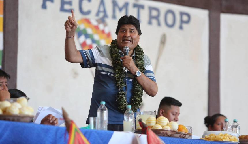 Evo dice que Arce pidió a presidentes llamarlo para que “acepte que Andrónico sea candidato a Presidente”