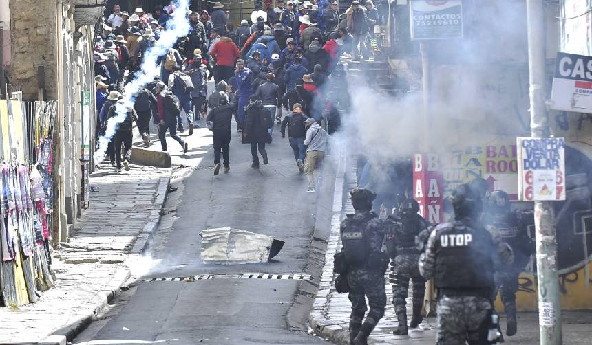 Diputados aprueban resolución camaral que exhorta a los sectores a levantar bloqueos y al Gobierno a insistir en el diálogo