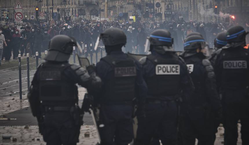 Francia refuerza seguridad ante otro sábado de manifestaciones de alto riesgo