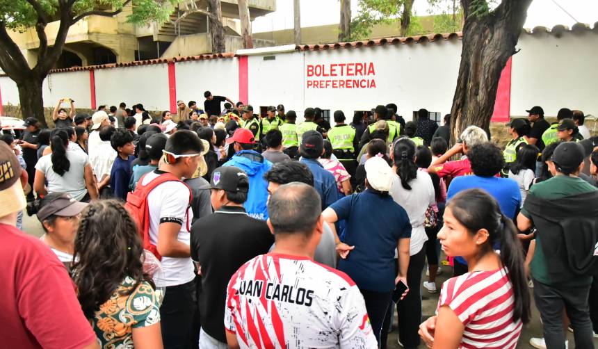 Bolivia vs. Panamá: a dos días del partido amistoso se registran largas filas para comprar entradas