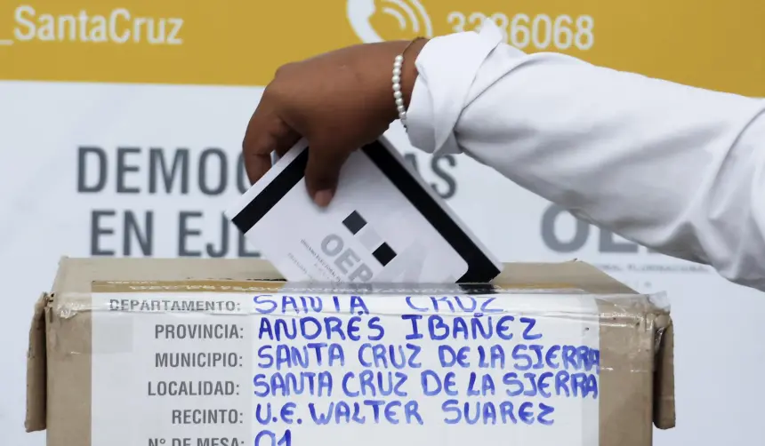 Desde el TSE ratifican que resultados preliminares del balotaje se conocerán el domingo en torno a las 20:00