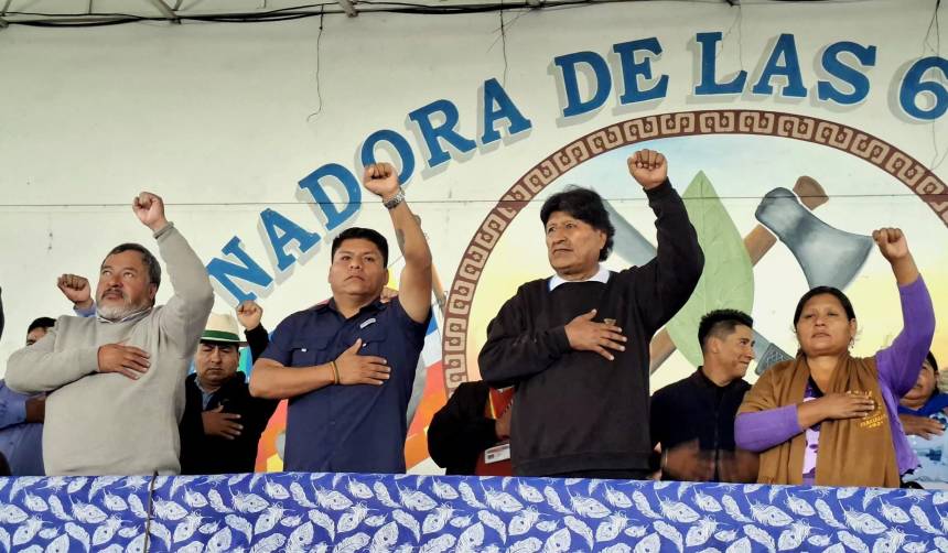 Evistas determinan iniciar una marcha desde Caracollo a La Paz el 12 de mayo en rechazo a la ley de reconversión de tierras