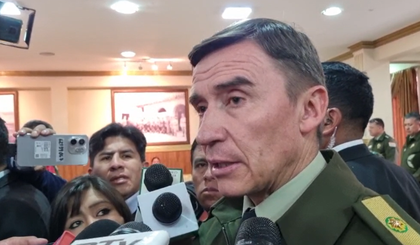 Comandante dice que la Policía se enteró del caso maletas una semana después y se perdieron “muchos elementos” 