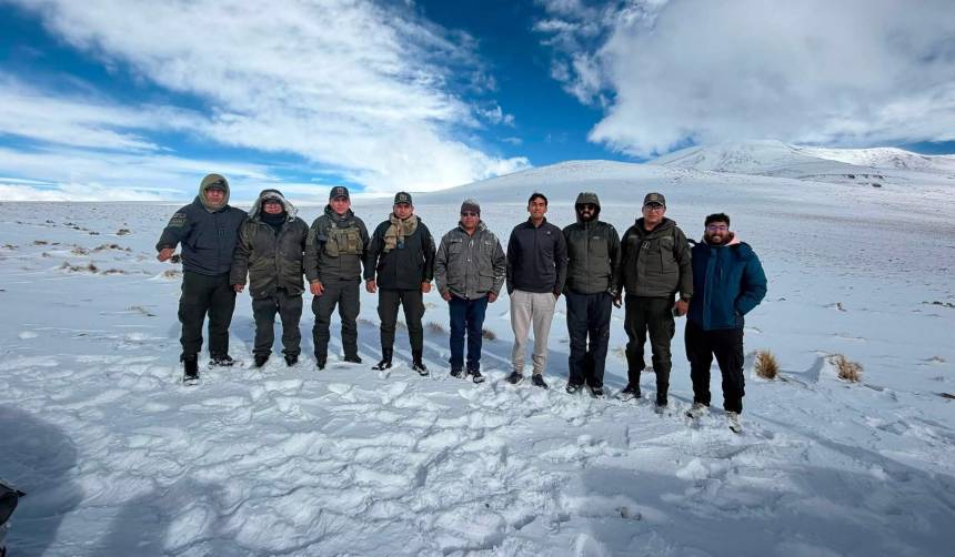 Potosí: Los turistas extranjeros soportaron la nevada 30 horas; el paso a Chile sigue cerrado