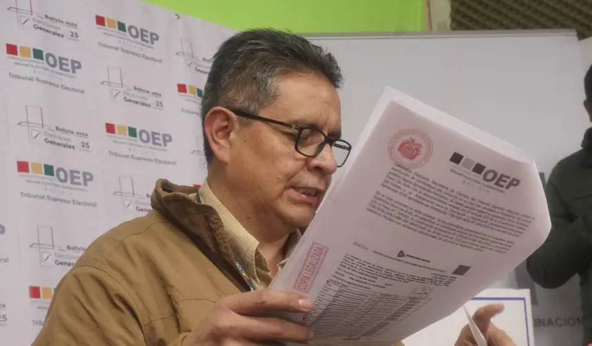 TSE: Si Dunn acreditó el pago en la Contraloría, debe recibir nueva certificación para fundamentar revisión de su caso
