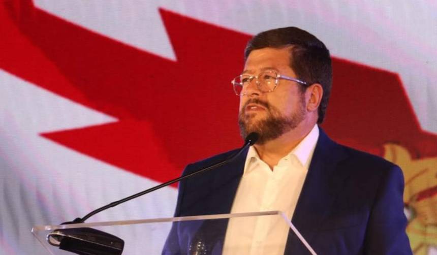 “Hay competencia para ver quién es más villano”: Samuel cuestiona propuestas electorales chilenas contra Bolivia 