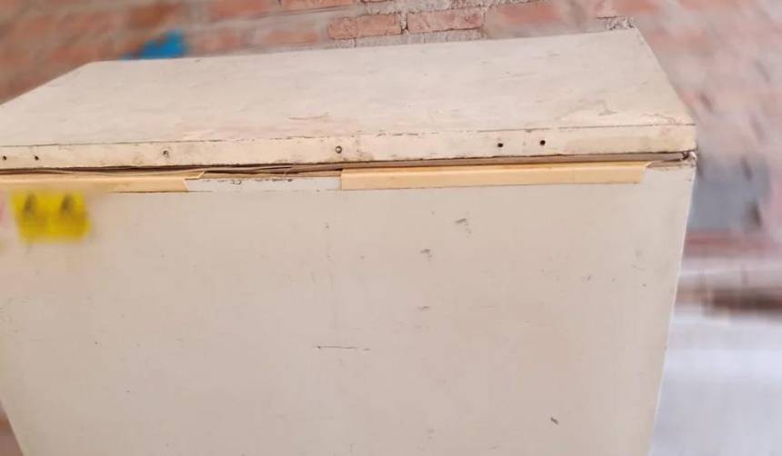 Conmoción en Colombia: Encuentran a dos niños sin vida dentro de un refrigerador