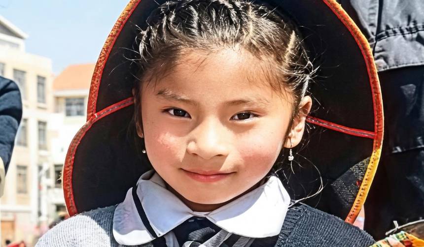 Niña de 9 años desaparece tras salir de una iglesia en El Alto; su hermana menor fue encontrada un día después en Viacha