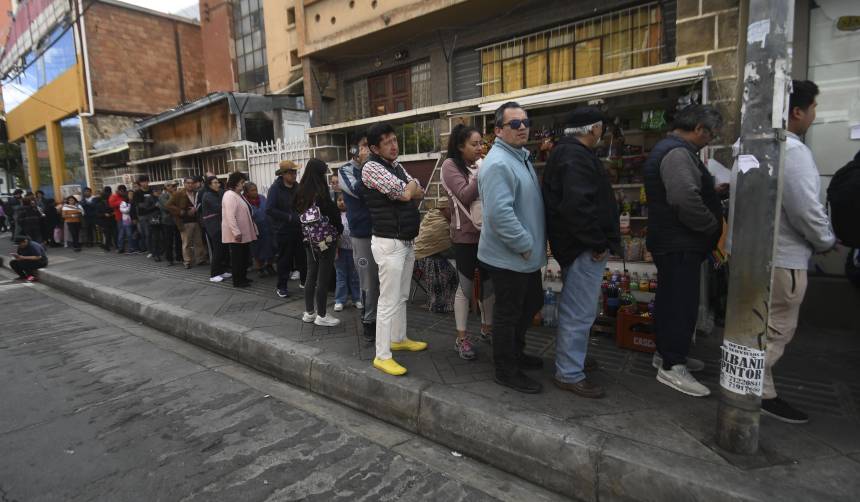 Gobierno ve que el norte paceño puede ser opción para abastecer de alimento a La Paz y El Alto