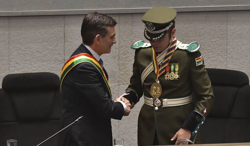 Analistas sobre “desaprobación” de Lara: A la gente no le gustan las “peleas” y “votó por un pacto”