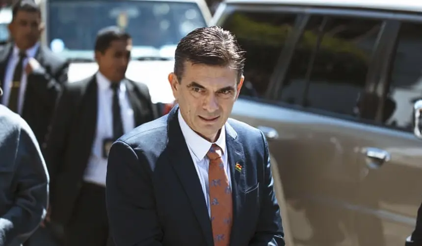 Nuevo gabinete de ministros de Rodrigo Paz será posesionado el sábado, confirma viceministro