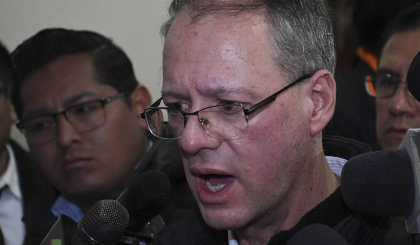 Según fuentes del TSE, ratifican inhabilitación de Jaime Dunn como candidato presidencial
