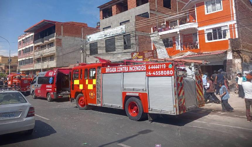 Acumulación de gas provoca una explosión y deja un herido en Cochabamba, reporta la Policía 