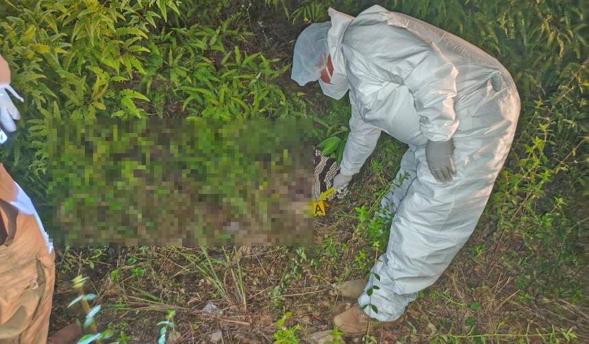 Identifican a la mujer hallada sin vida en una zanja y con 38 cápsulas de droga en su organismo