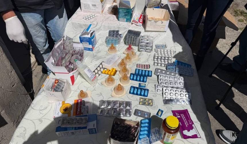 Intervienen farmacia por presunta venta de fármacos de contrabando y aplicación de inyectables vencidos