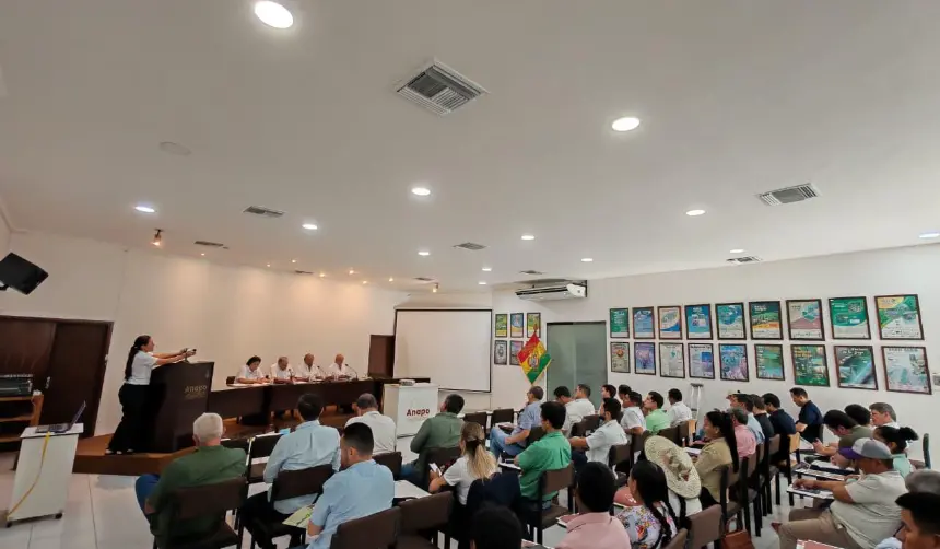 Anapo renueva su directorio y ratifica a Abraham Nogales como presidente para 2026-2027