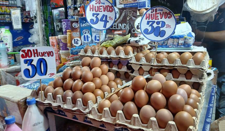 En Santa Cruz, el precio del maple de huevo sube hasta Bs 34