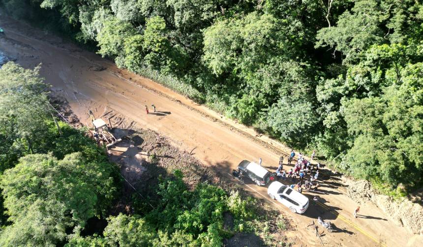 ABC amplía hasta el domingo el cierre del tramo La Angostura - Samaipata por los derrumbes