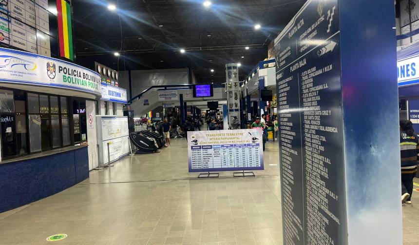 Se restablecen las salidas en terminales de Cochabamba y La Paz; los viajes a Santa Cruz se realizan por la ruta antigua