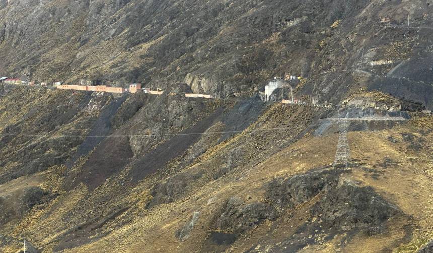 La Paz: Empresa minera admite que opera cerca de una represa; Epsas señala que aguas no están contaminadas