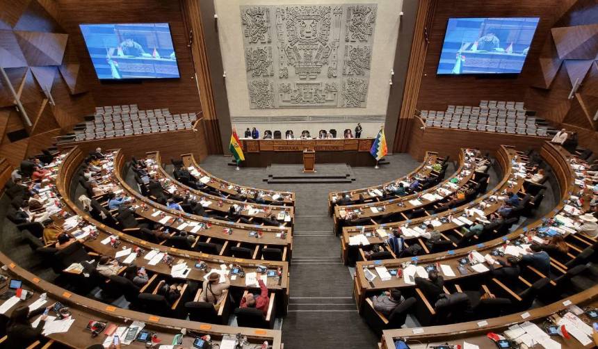 Diputados del PDC se reunirán con el presidente para coordinar envío de paquete de leyes 