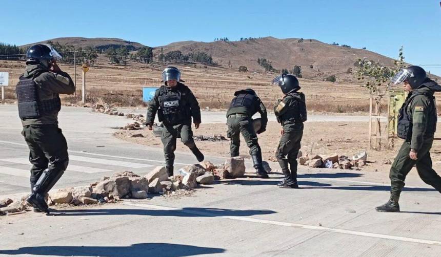 Tras amenazas de Evo, asambleístas piden hacer cumplir orden de aprehensión contra el exmandatario