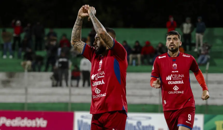 Guabirá celebra una victoria por la mínima diferencia frente a Nacional Potosí