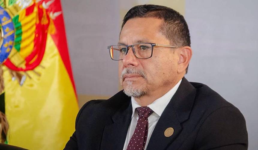 Reportan que el presidente de la Aduana está estable tras una descompensación por una fuerte crisis de asma