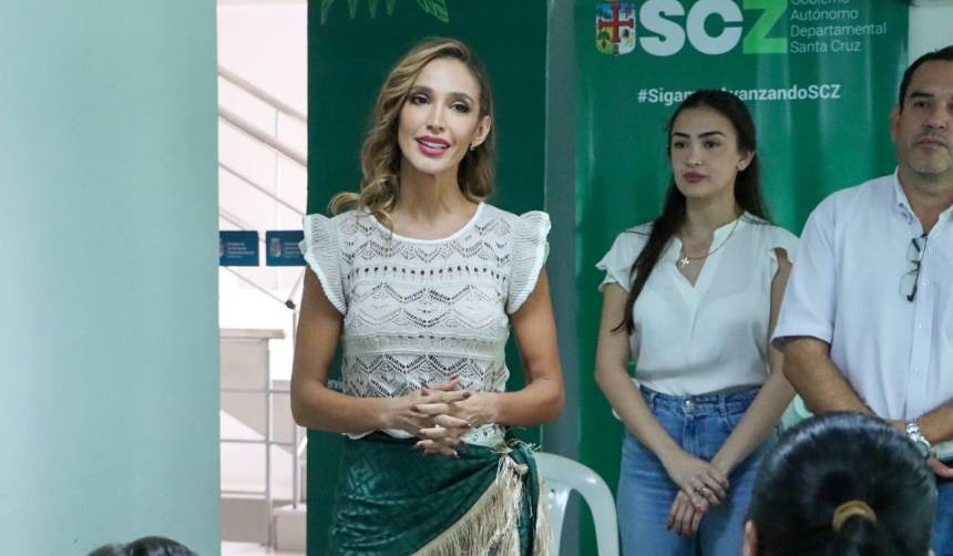 Posesionan a Desirée Durán como directora del Servicio Departamental de Políticas Sociales de la Gobernación de Santa Cruz
