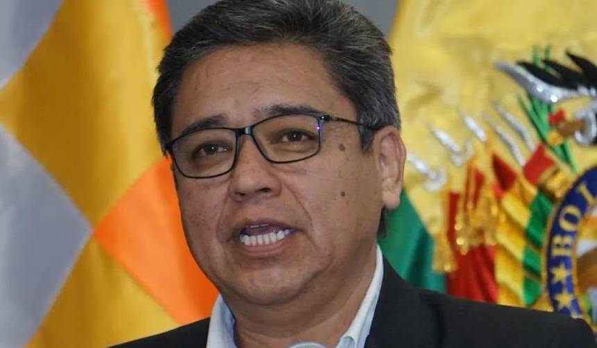 Vocero presidencial dice que Luis Montaño “se autonombró” fiscal general y que se debe revisar qué dice la norma