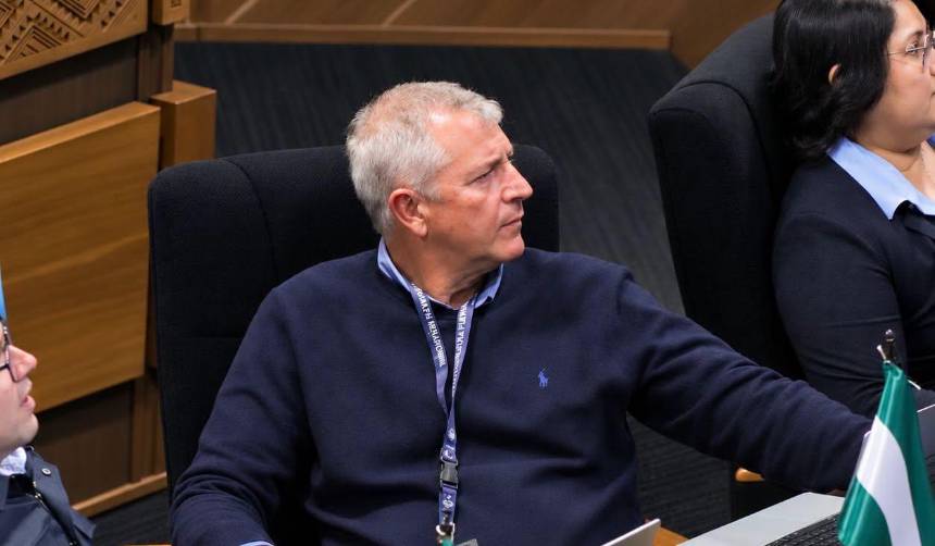 División en Libre: Branko dice que no fue convocado para la elección de jefes de bancada