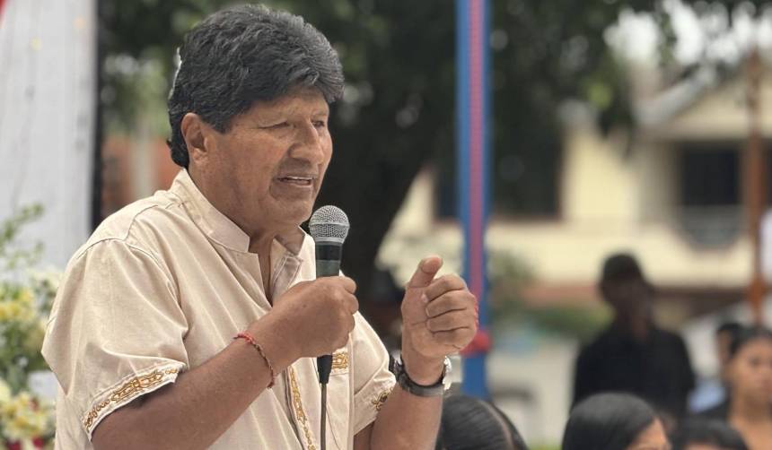 Evo Morales: “Van a privatizar el Sol, no vamos a tener derecho a tener panel solar”