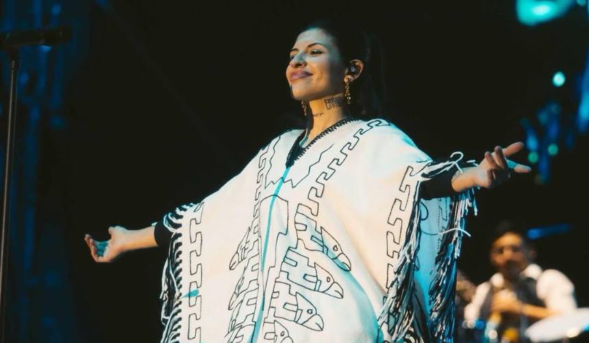¿Habrá colaboración? Los Kjarkas y Tupay reaccionan a los conciertos de Cazzu en Bolivia 