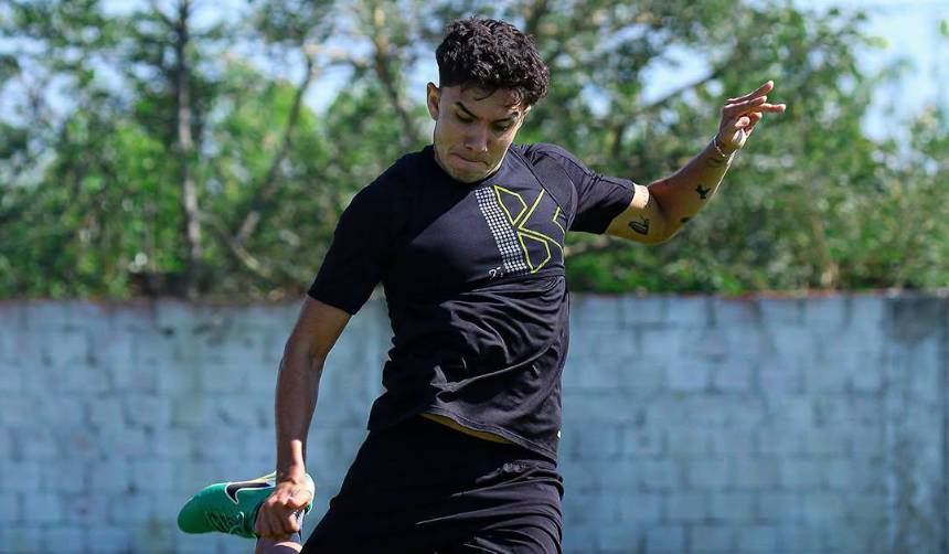 Oriente: DT Florentín revela que Gonzáles pensó en dejar el fútbol tras sufrir su lesión