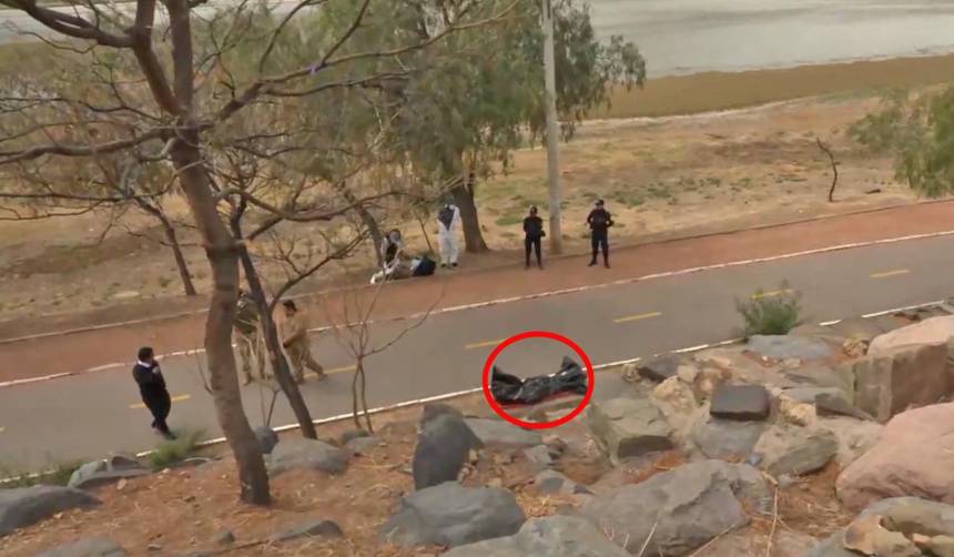 Cochabamba: Hallan sin vida a una persona en la ciclovía de la laguna Alalay; investigan posible ataque