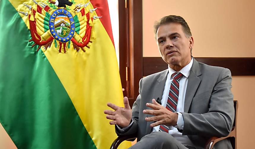 Ministro Justiniano a Evo: Nadie está por encima de la ley, aunque haya sido presidente o tenga capacidad de movilizar