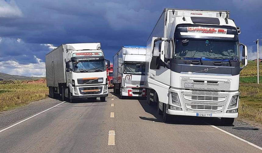 Transporte Pesado de Cochabamba evaluará este sábado si acatará el paro del lunes