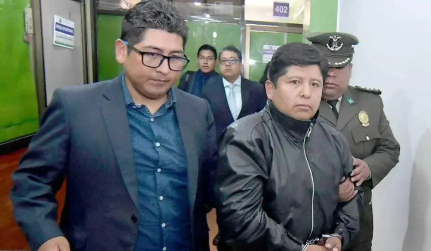 Huarachi deja la cárcel y obtiene detención domiciliaria, según abogado