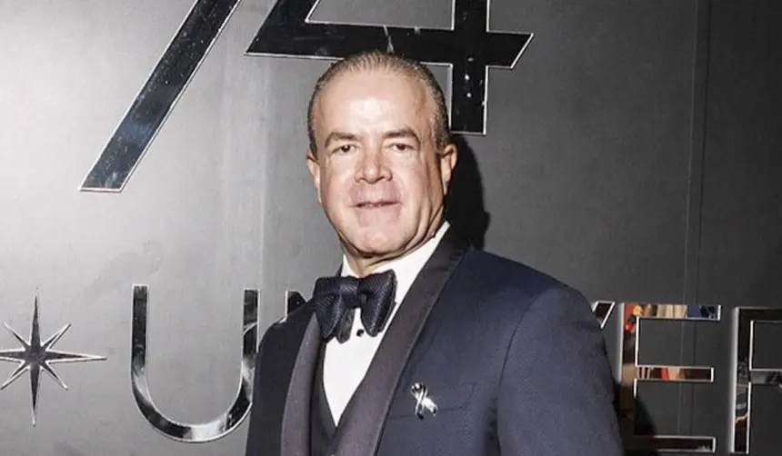 México emitió una orden de arresto en contra del copropietario del Miss Universo por crimen organizado 