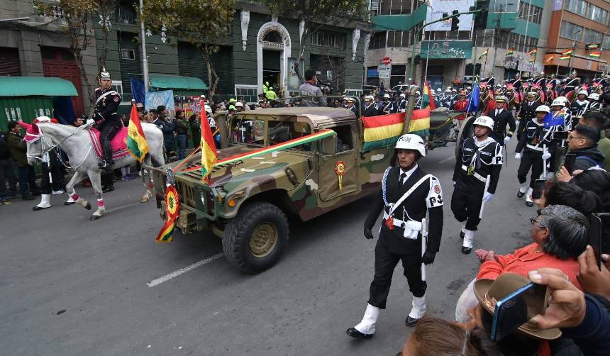 Trasladan los restos del héroe Eduardo Abaroa en la antesala al Día del Mar