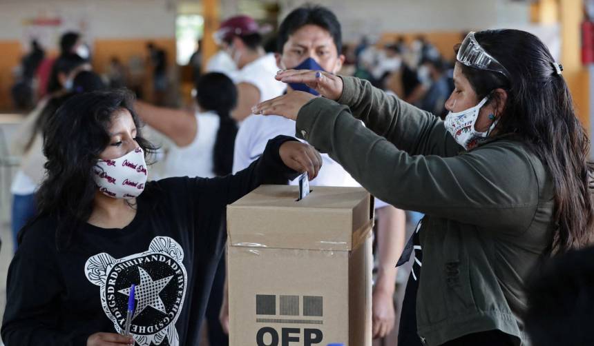 Subnacionales: TSE alista debates entre candidatos a gobernadores y alcaldes