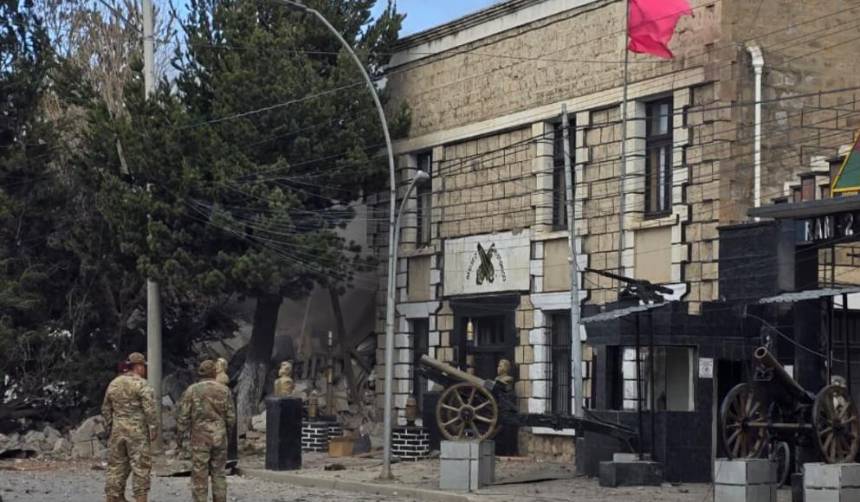 Explosión en Viacha: Defensor del Pueblo reporta que “son nueve las personas que fueron encontradas fallecidas”