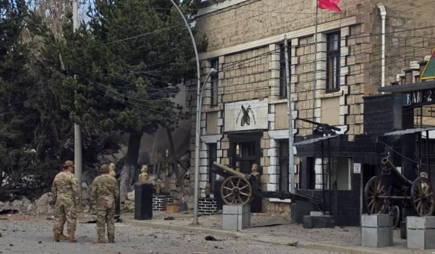 Explosiones en cuartel de Viacha: Ministerio de Defensa dice que no se reportan “heridos o fallecidos”