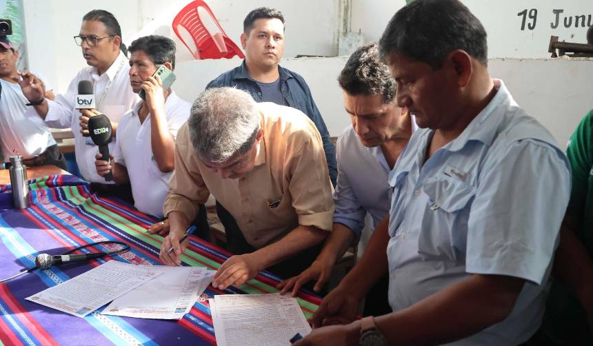 Yapacaní: Dejan en suspenso el anuncio de bloqueo y dan plazo de 48 horas para abrogar el decreto del diésel