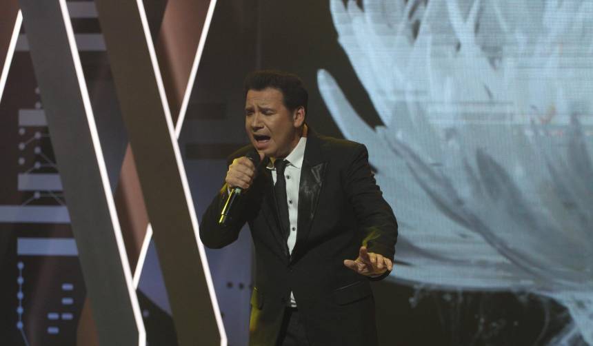 Duelo de rivales: imitadores de Luis Miguel se enfrentaron por un cupo en el reality 