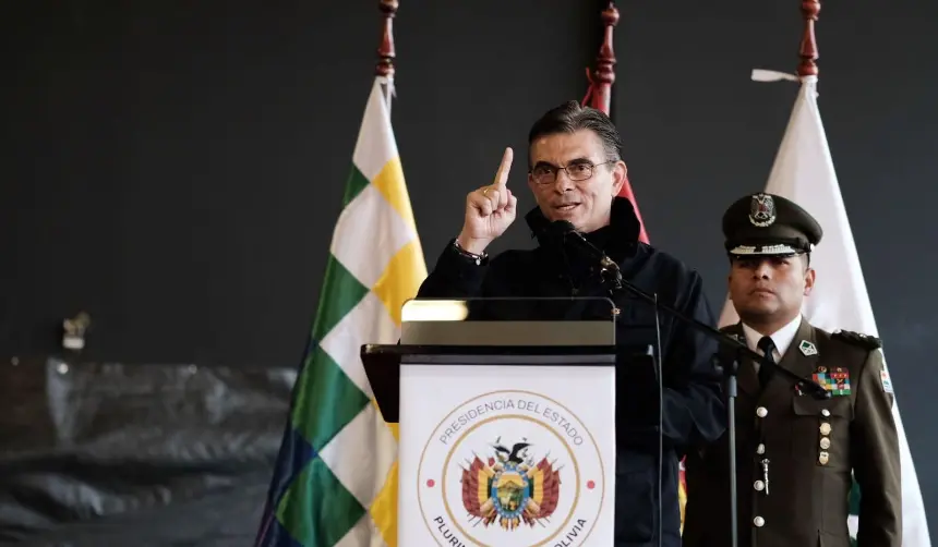 Paz convoca a Argollo a dialogar: “No puedes botar a presidentes porque se te da la gana”