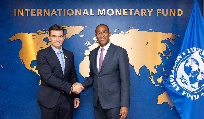 “Nuestro compromiso es avanzar hacia un modelo de crecimiento sostenible”, señala Paz tras reunión con el FMI