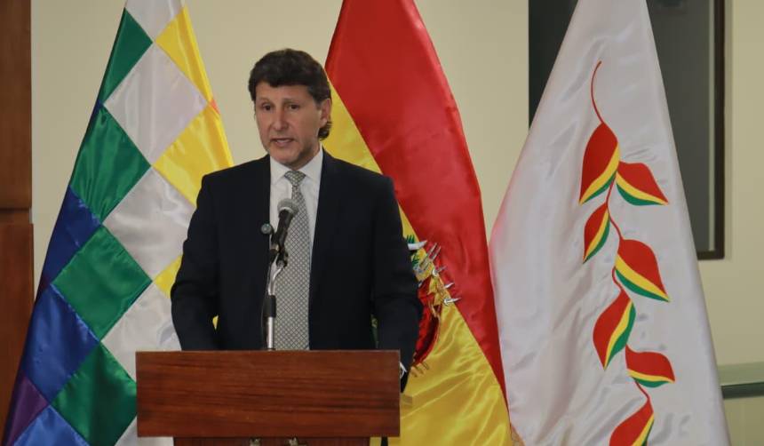 Arias asume como presidente ejecutivo interino de Aduana en reemplazo de Alberto Soto