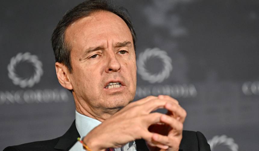 Tuto Quiroga: Con bloqueos se agudiza la crisis y Evo busca que no se realicen las elecciones